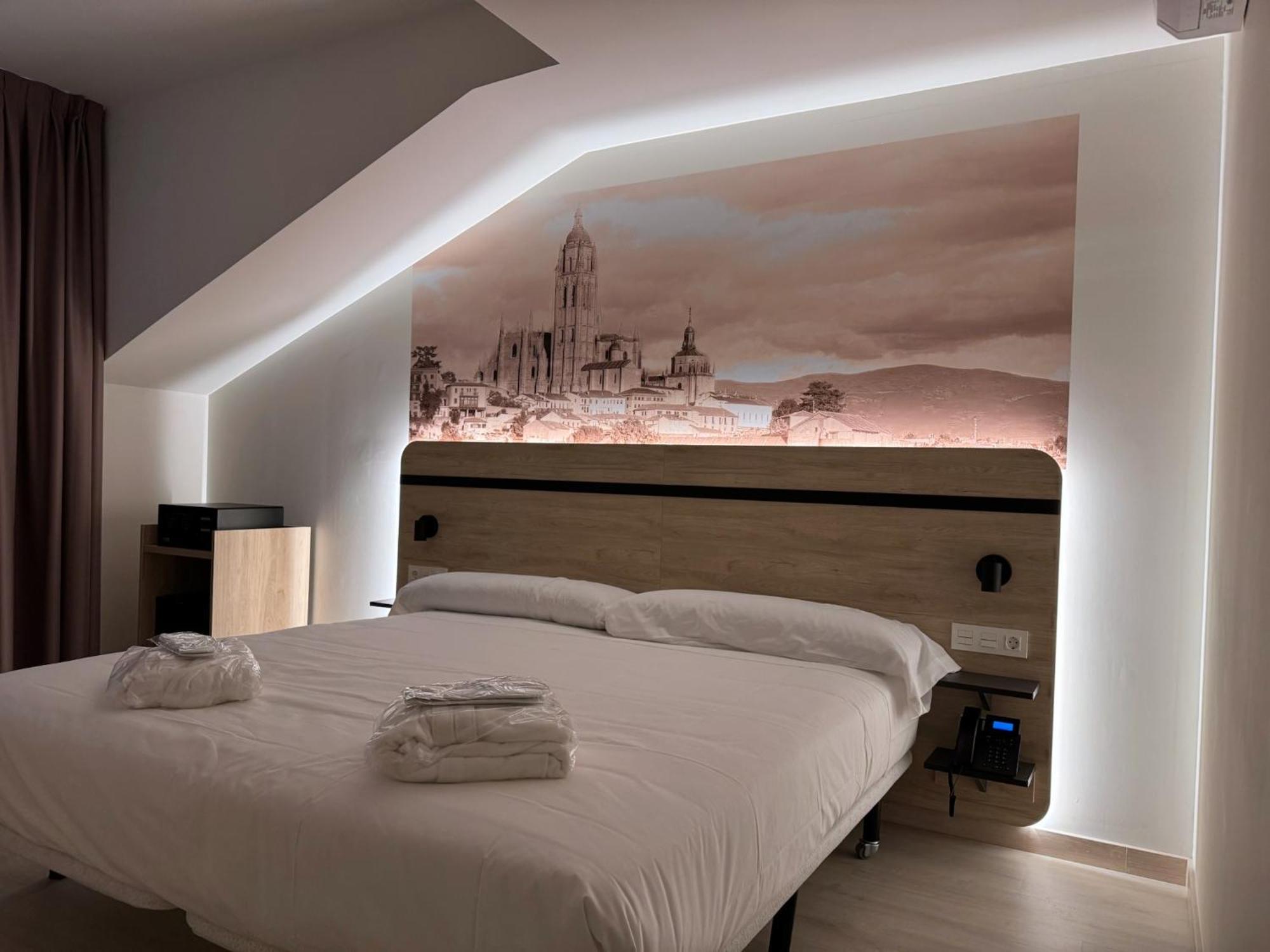 Hotel Ele Acueducto Segovia Exterior photo